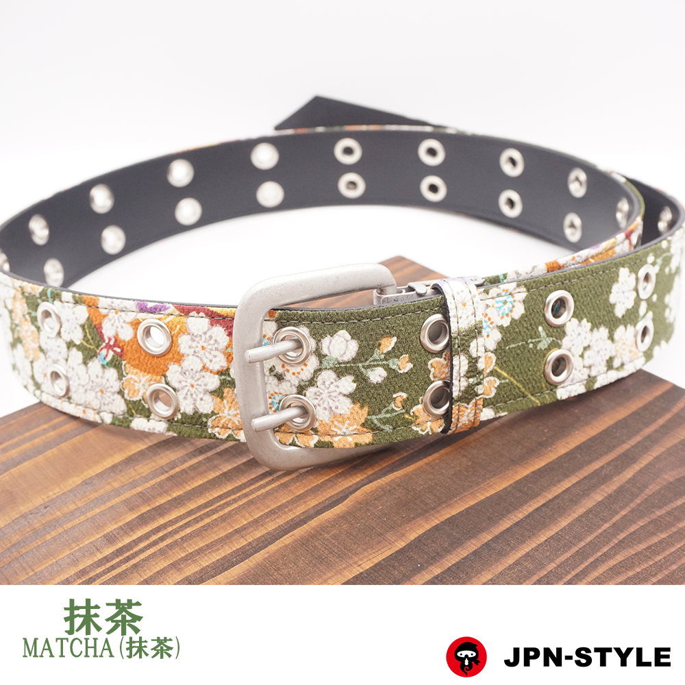 [Cream W pin belt] Sakura and bell