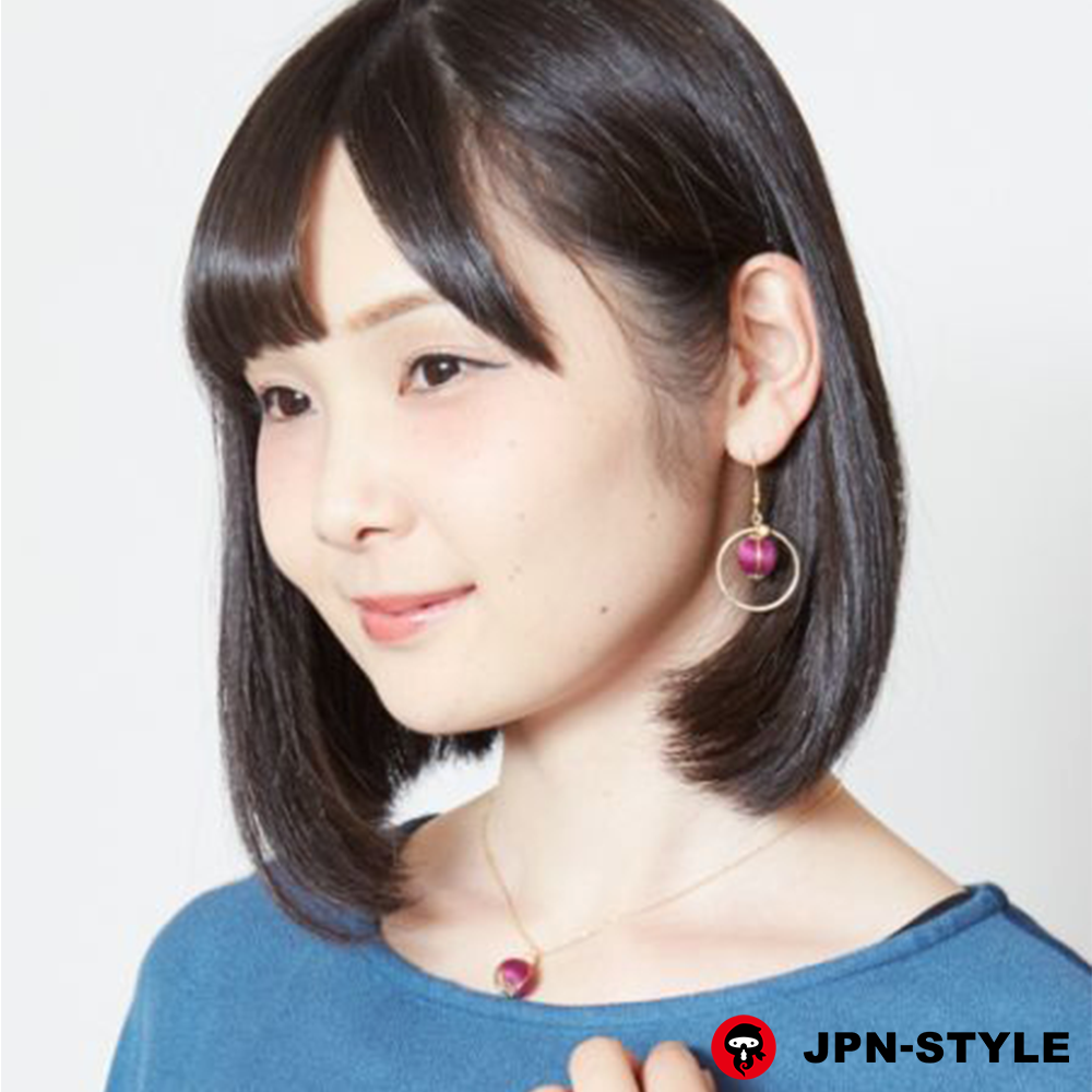 Casual Tokyo Style w/ Twin Tails, Layered Necklaces, Kinji Texas T
